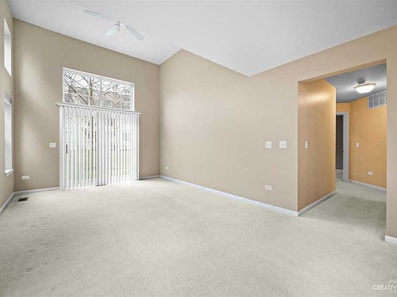 4th image of 2264 Scott Ln #2264