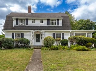 64 Berkeley St, Reading, MA 01867