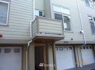 14354 20th Ave NE APT B, Seattle, WA