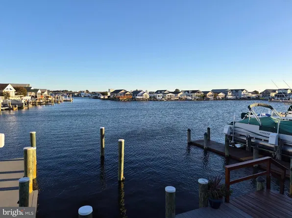 616 Oyster Ln, Ocean City, MD 21842