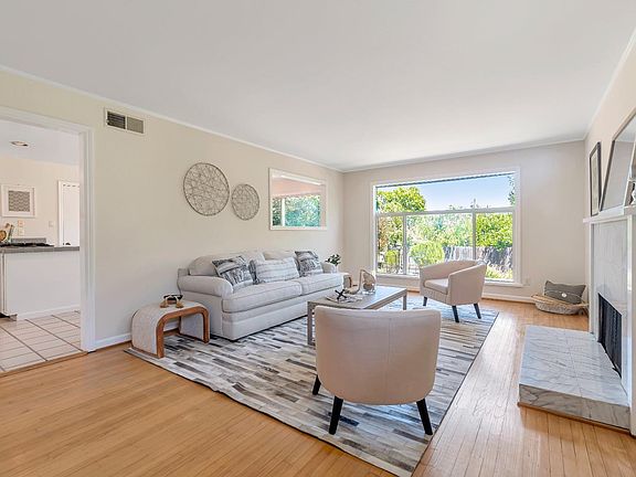 2nd image of 611 Tanbark Terrace