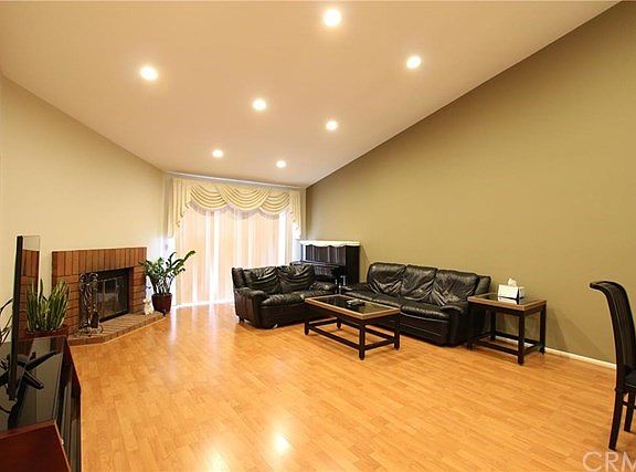 4th image of 2211 Dublin Ln #2