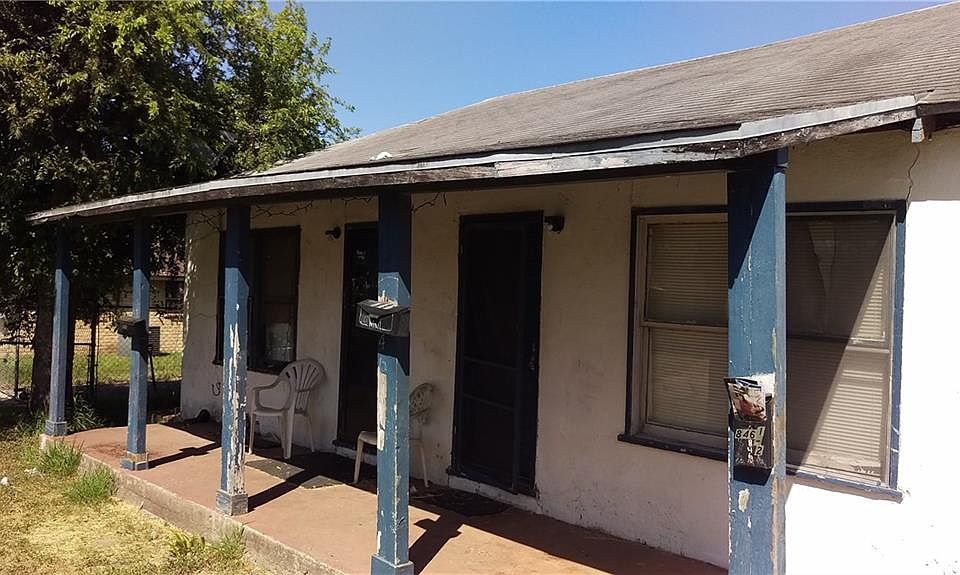 2nd image of 846 Erwin Ave