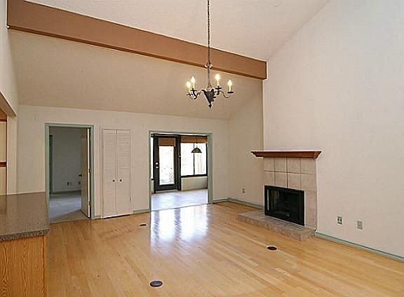 4th image of 2114 Brook Mount Ct