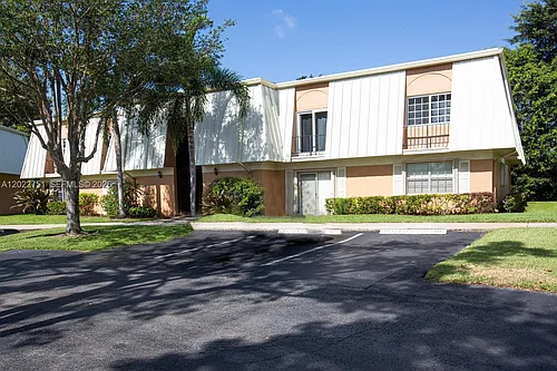 3615 Citrus Trce #4 Photo 1