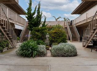 5450 Driftwood St APT 5, Oxnard, CA 93035