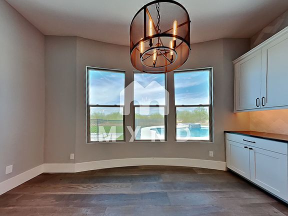 5th image of 6012 E Oyer Ln