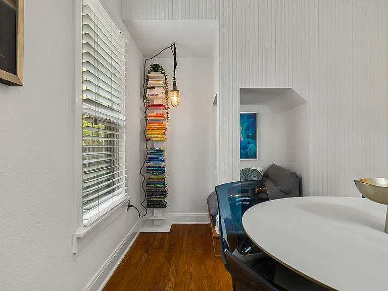 1015 Avondale Rd — Photo 31