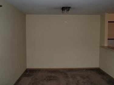 4th image of 1912 Country Dr APT 303