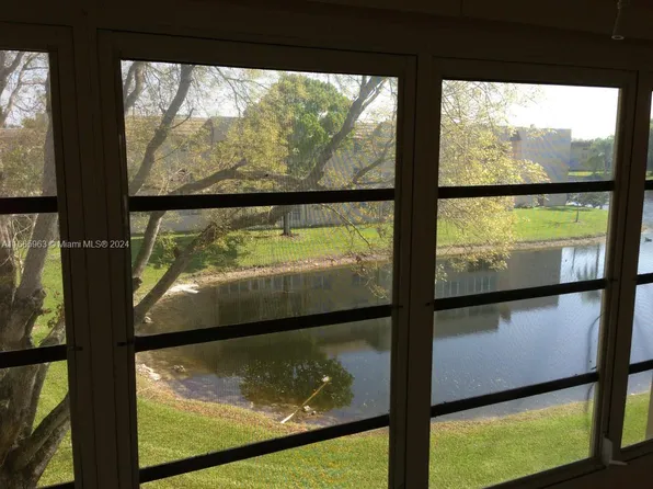 6001 NW 61st Ave APT 308, Fort Lauderdale, FL 33319