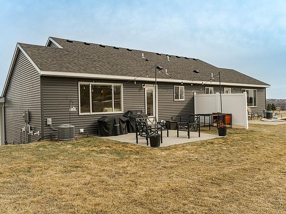 4th image of 5634 56th St NW