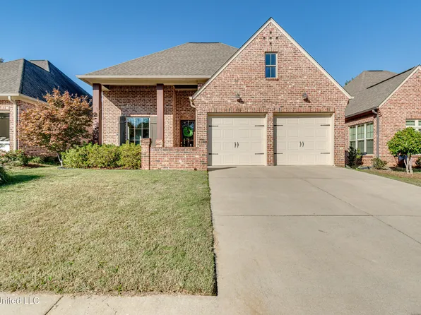 111 Bleu Dr, Ridgeland, MS 39157