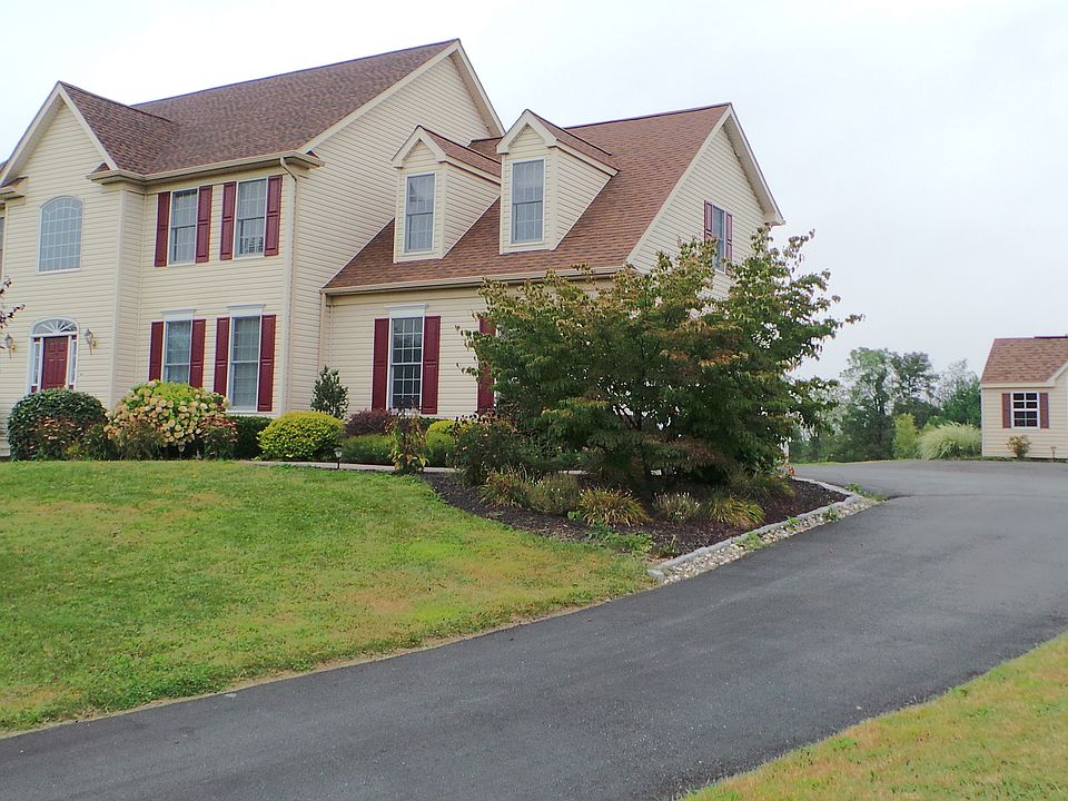 642 Clearfield Rd, Nazareth, PA 18064 Zillow