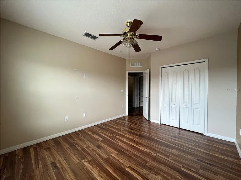 2137 Betsy Ross Ln #2137 — Photo 18