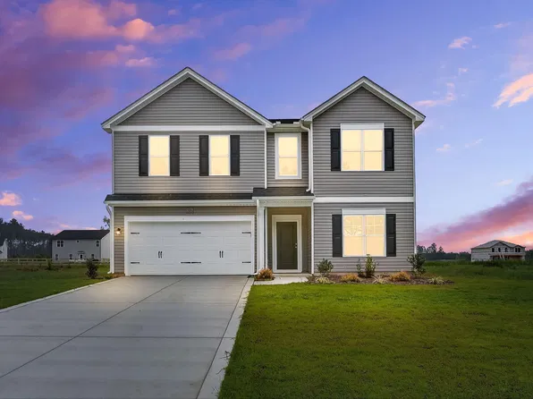 389 Traveler Way, Raeford, NC 28376