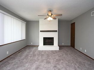 3800 Sweetbriar Ln, Lincoln, NE 68516