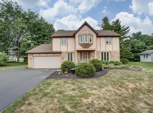 9855 Hounsdale Dr NW, Pickerington, OH 43147