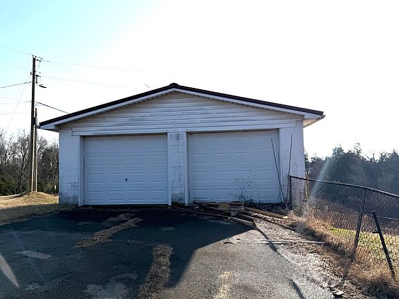 2nd image of 5058 Buell Chapel Rd