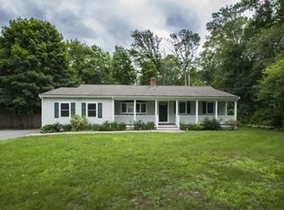 11 Eisenhower Ln, Scituate, MA 02066