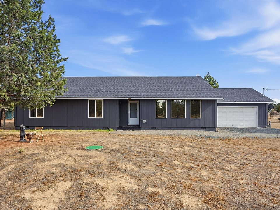 1st image of 15886 SE Cahvilla Rd
