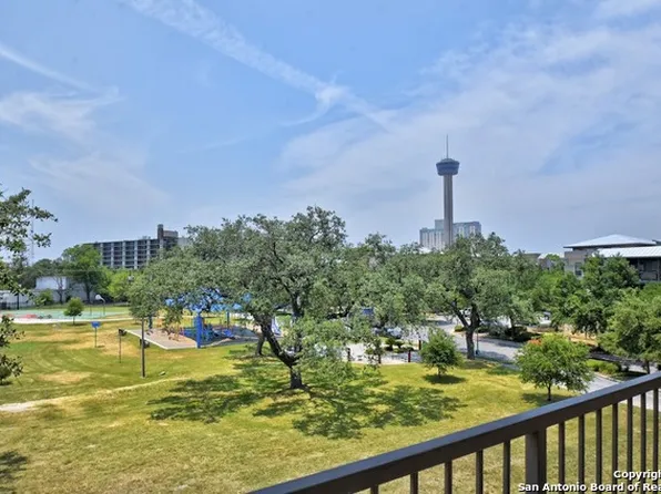 411 SANTA CLARA PL, San Antonio, TX 78210