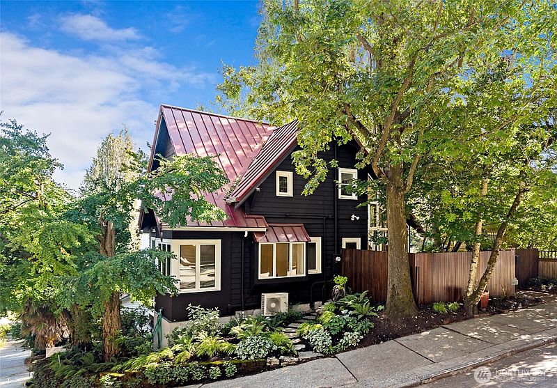 2nd image of 508 Randolph Avenue