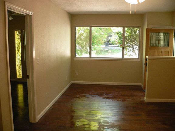 3rd image of 529 La Tierra Dr #A