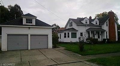 4th image of 21492 Hillsdale Ave