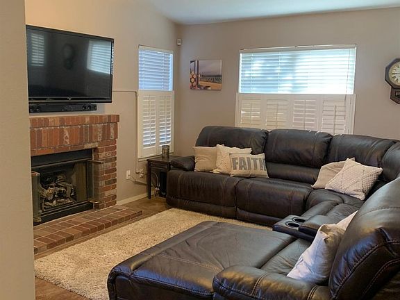 5th image of 2845 S Tamarack Ct