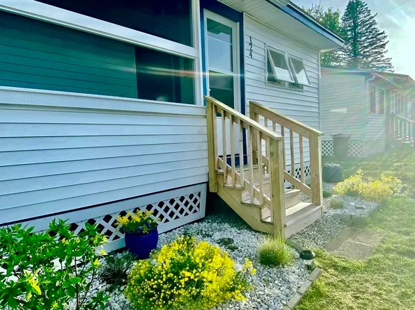 1277 Post Road #124, Wells, ME 04090