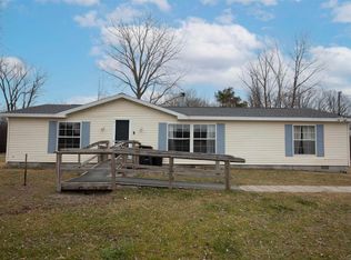 2119 S Eight Mile Rd, Breckenridge, MI 48615