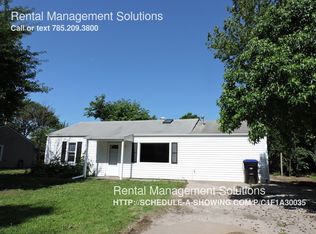 2617 SW Morningside Rd, Topeka, KS 66614