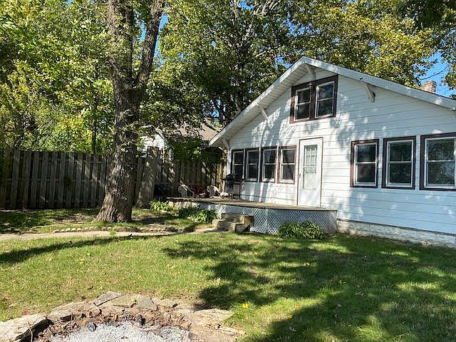 1st image of 33558 N Lake Shore Dr