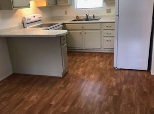1311 S 18th St APT 5, Pekin, IL
