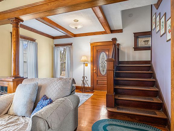 5th image of 1267 E 1200n Rd