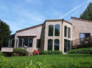 10 Illsley Hill Rd, West Newbury, MA 01985