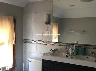 152 Winchester St #2B, Brookline, MA 02446