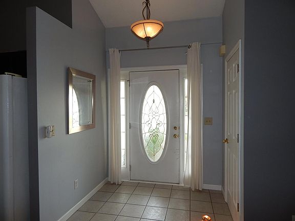 3rd image of 8272 Nightshade Dr