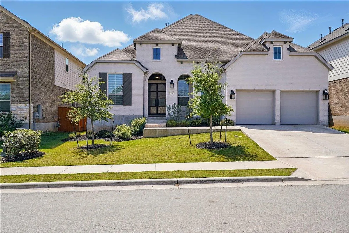 4 bed, 3.5 bath, 2845 sqft, $3,250 — Photo 1