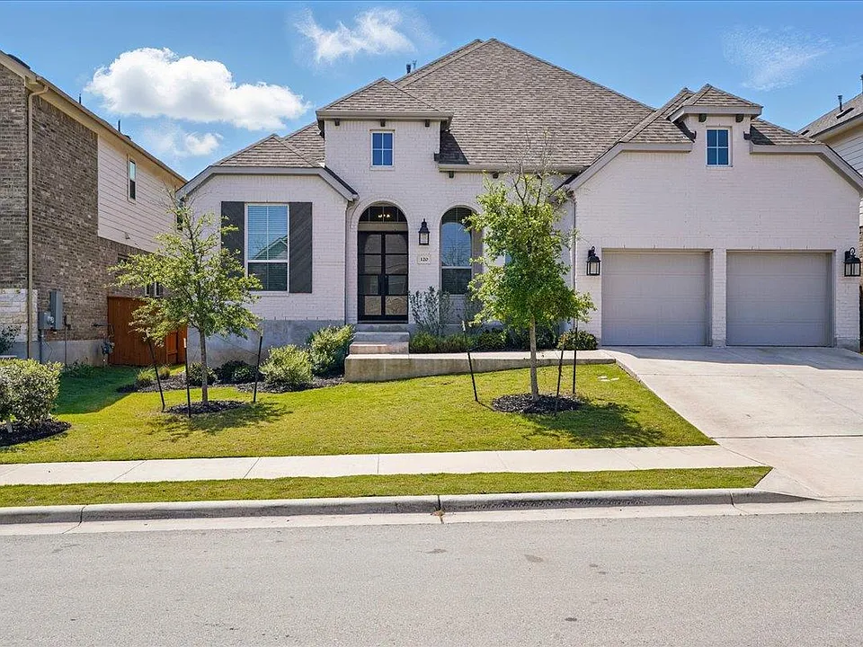 120 Shady Spring Trl