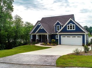 131 Spyglass Dr, Greenwood, SC 29649