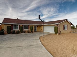 4380 Highland Rd, Phelan, CA 92371