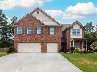 504 Summer Brooke Ln, Fairburn, GA 30213