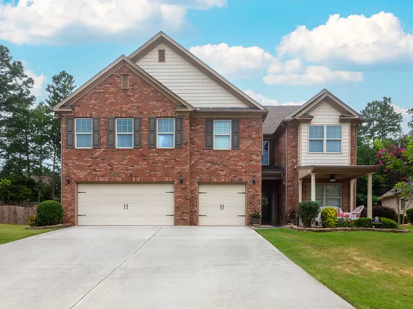 504 Summer Brooke Ln, Fairburn, GA 30213