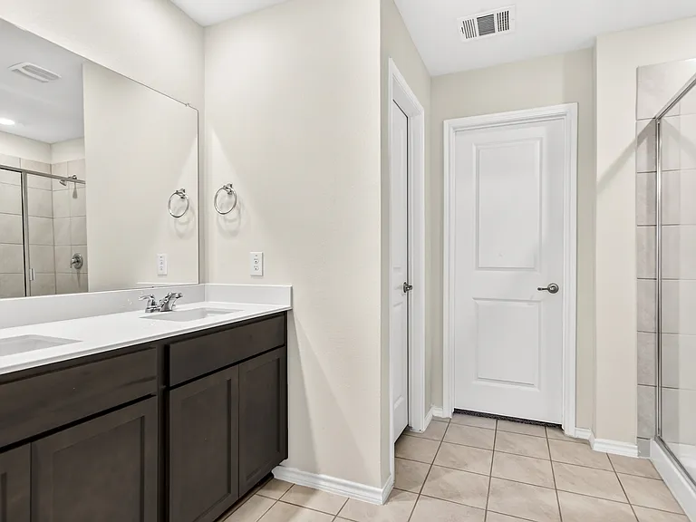 614 Auburn Forest Dr — Photo 9