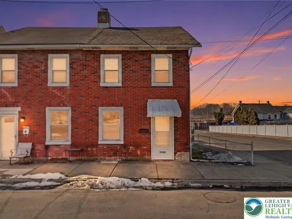 1028 Railroad St, Catasauqua, PA 18032