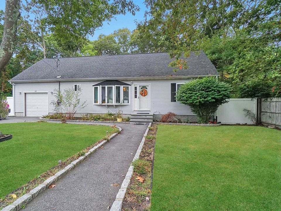 1st image of 20 Lonscreek Pl