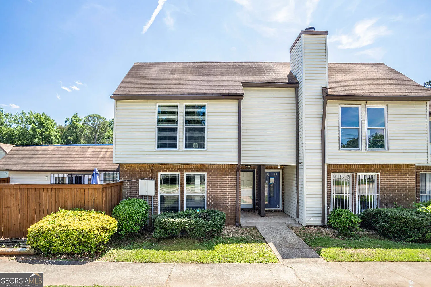 3 bed, 2.0 bath, 1440 sqft, $1,750 — Photo 1