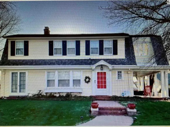507 S Oak St, Pratt, KS 67124