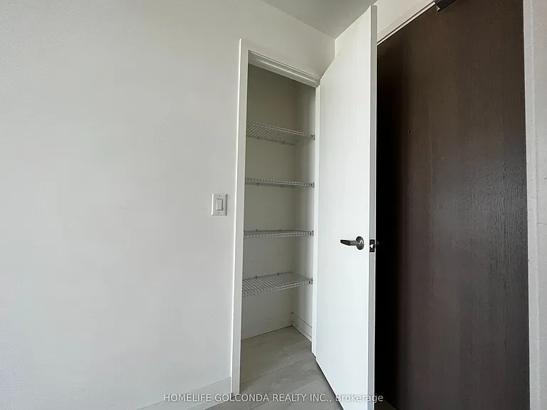 15 Lower Jarvis St #2711 — Photo 6